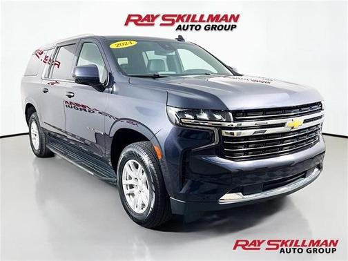 2024 Chevrolet Suburban LT