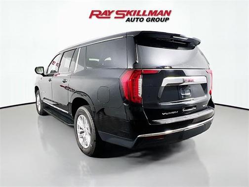 2024 GMC Yukon XL SLT