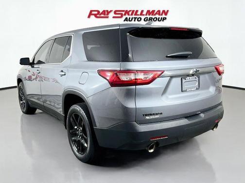 Satin Steel Metallic 2020 Chevrolet Traverse LS