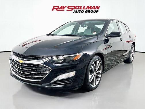 Mosaic Black Metallic 2025 Chevrolet Malibu LT