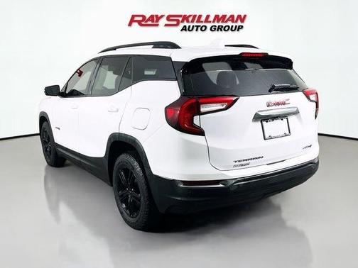 2022 GMC Terrain AT4