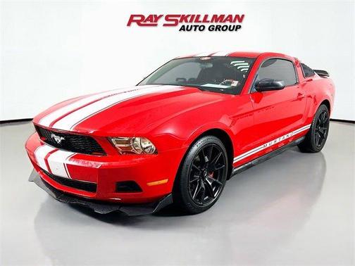 2011 Ford Mustang V6