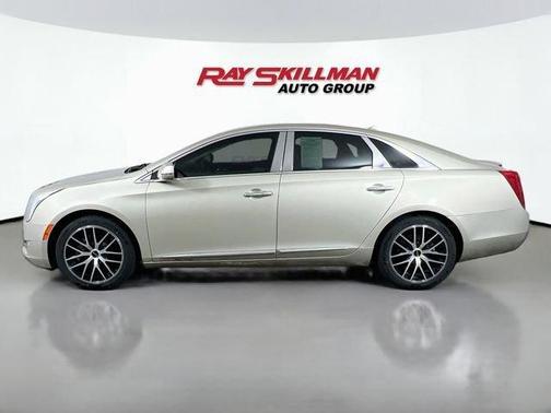Silver Coast Metallic 2014 Cadillac XTS Luxury