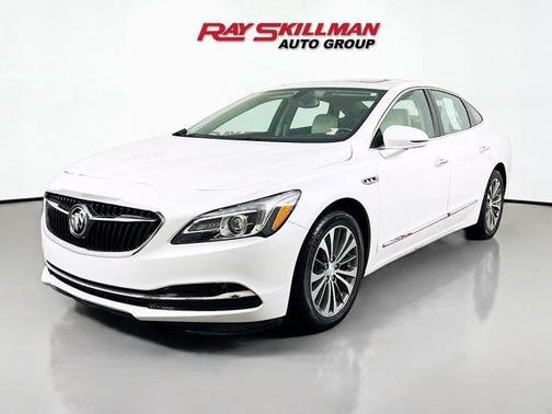 White Frost Tri-Coat 2019 Buick LaCrosse Essence