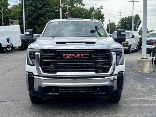 White 2026 GMC Sierra 3500 Pro