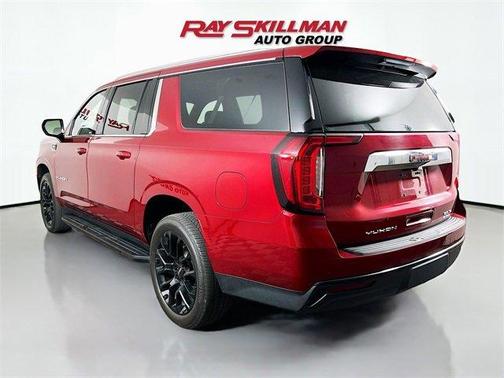 2022 GMC Yukon XL SLE