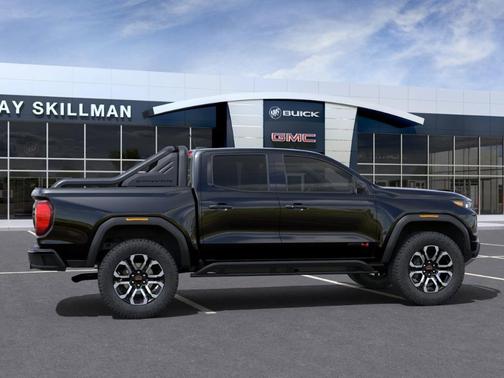 2025 GMC Canyon AT4