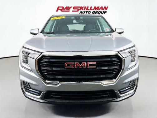 Sterling 2024 GMC Terrain SLE