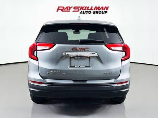Sterling 2024 GMC Terrain SLE