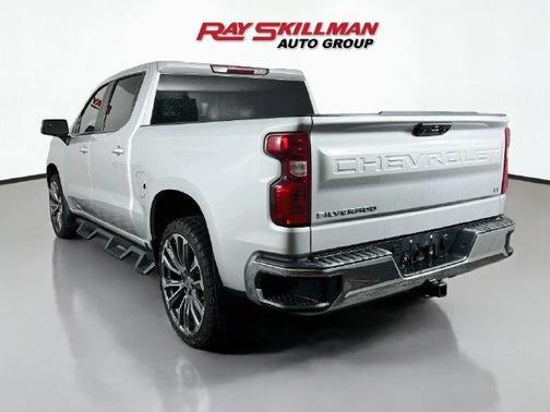 Silver Ice Metallic 2022 Chevrolet Silverado 1500 LT