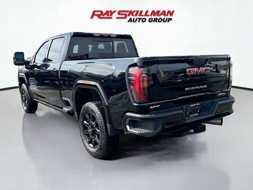 2024 GMC Sierra 2500 AT4