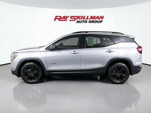 2023 GMC Terrain AT4