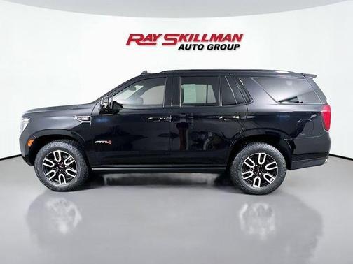 Onyx Black 2023 GMC Yukon AT4
