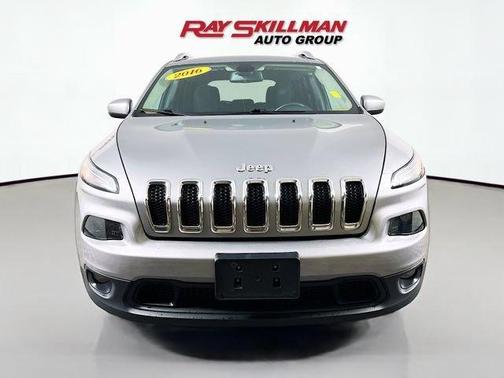 Billet Silver Metallic Clearcoat 2016 Jeep Cherokee Latitude