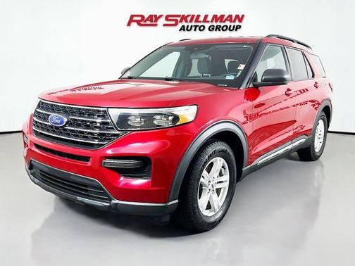 Rapid Red Metallic Tinted Clearcoat 2020 Ford Explorer XLT