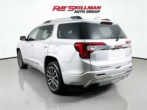 2020 GMC Acadia Denali