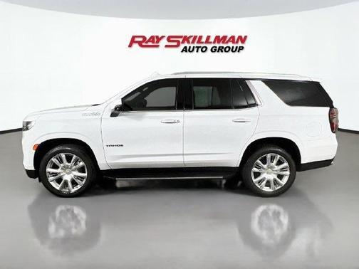 Summit White 2022 Chevrolet Tahoe High Country