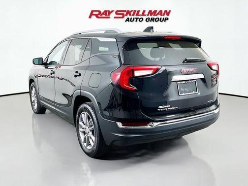 Ebony Twilight Metallic 2022 GMC Terrain SLT