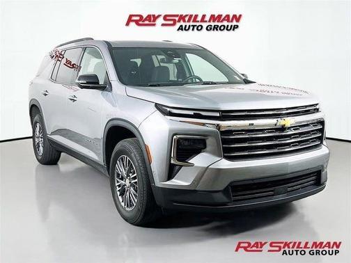 Sterling Gray Metallic 2024 Chevrolet Traverse LT