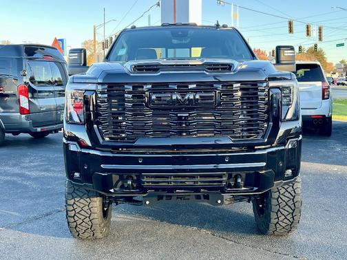 2025 GMC Sierra 2500 Denali