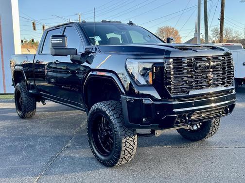 2025 GMC Sierra 2500 Denali