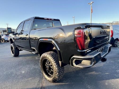 2025 GMC Sierra 2500 Denali
