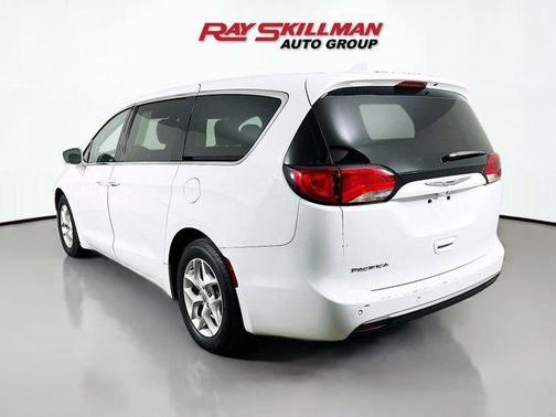 2018 Chrysler Pacifica Touring Plus