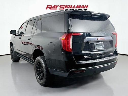 Onyx Black 2023 GMC Yukon XL AT4