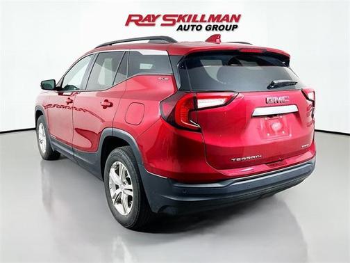 2022 GMC Terrain SLE
