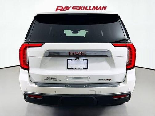 2024 GMC Yukon XL AT4