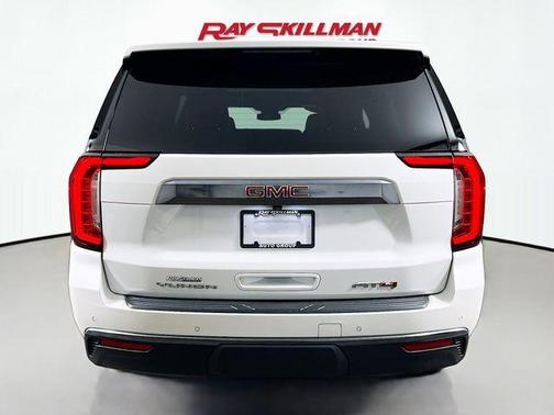 2024 GMC Yukon XL AT4