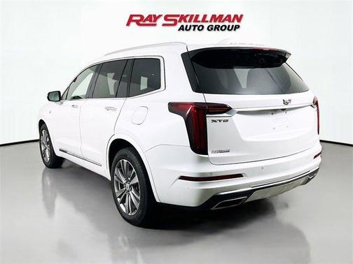 2024 Cadillac XT6 Premium Luxury FWD