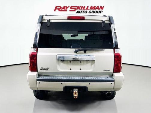 Light Greystone Pearlcoat 2008 Jeep Commander Limited