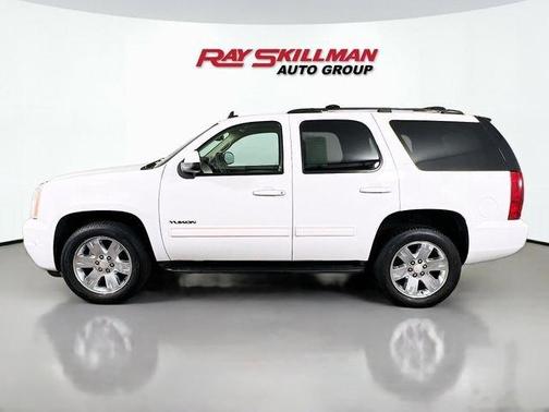 Summit White 2012 GMC Yukon SLT