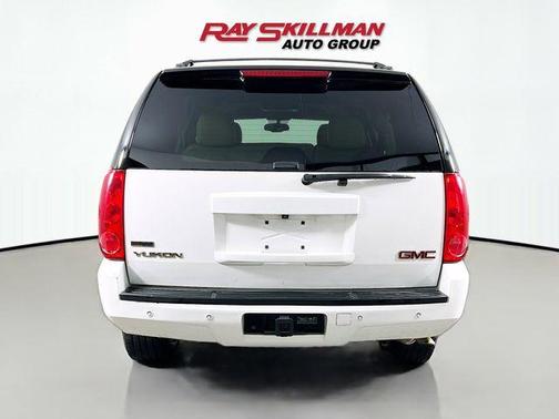 Summit White 2012 GMC Yukon SLT