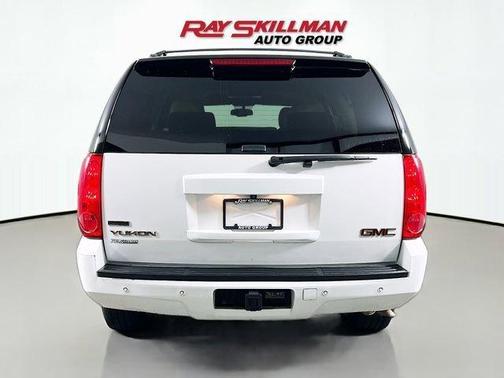 Summit White 2012 GMC Yukon SLT