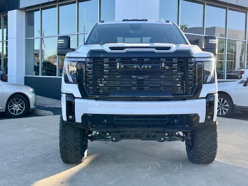 2025 GMC Sierra 2500 Denali