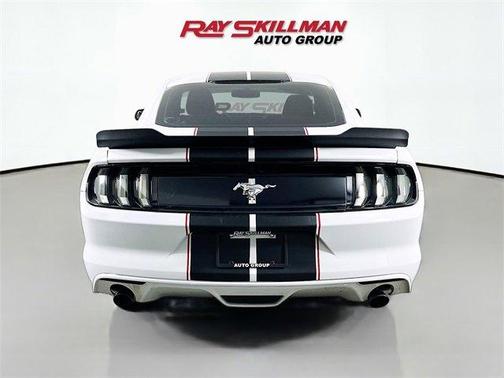 2015 Ford Mustang V6