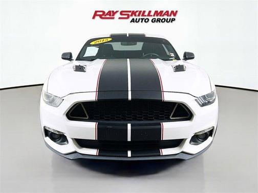 2015 Ford Mustang V6
