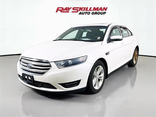 2018 Ford Taurus SEL