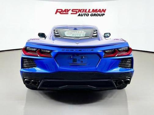 Elkhart Lake Blue Metallic 2021 Chevrolet Corvette Stingray w/2LT