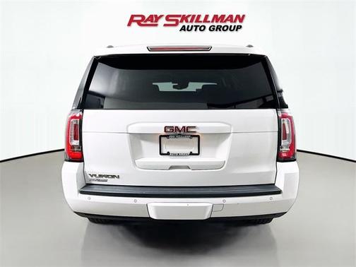 2017 GMC Yukon SLT