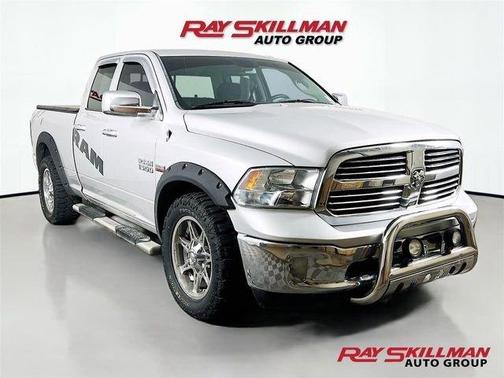 Bright Silver Clearcoat Metallic 2014 RAM 1500 SLT
