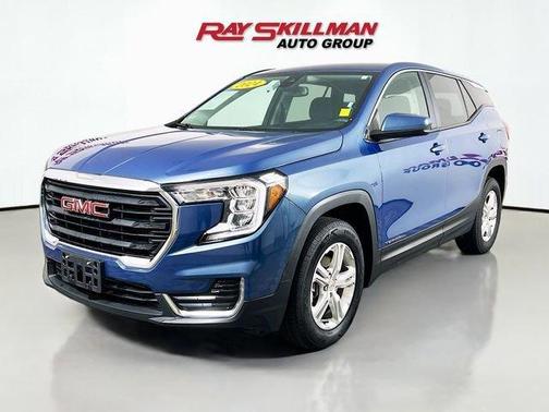 Metallic 2024 GMC Terrain SLE