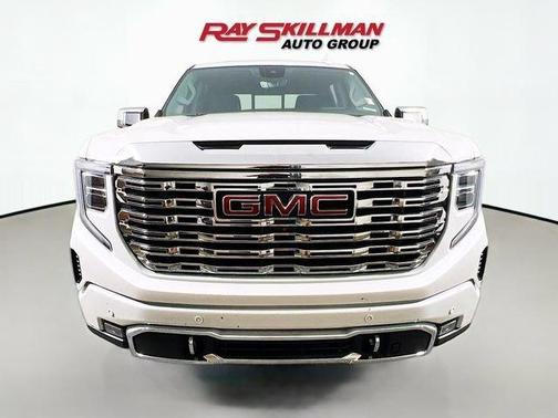 White Frost Tri-Coat 2023 GMC Sierra 1500 Denali
