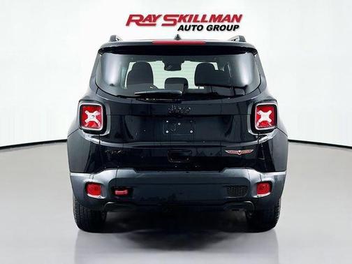 Black Clearcoat 2023 Jeep Renegade Trailhawk
