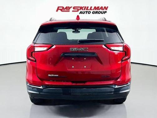 Cayenne Red Tintcoat 2022 GMC Terrain SLE