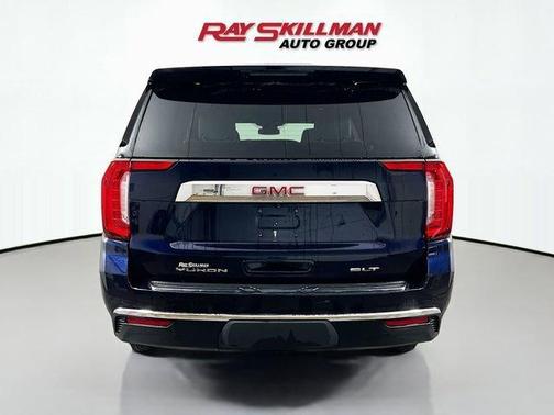Midnight Blue Metallic 2023 GMC Yukon XL SLT
