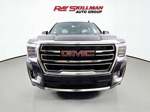 Midnight Blue Metallic 2023 GMC Yukon XL SLT
