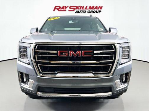 Satin Steel Metallic 2022 GMC Yukon SLT